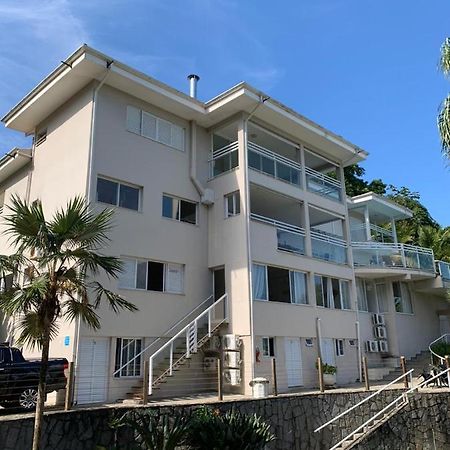 Mansao Tenorio - Suites, Estudio Ou Cobertura Pe Na Areia Убатуба Екстериор снимка